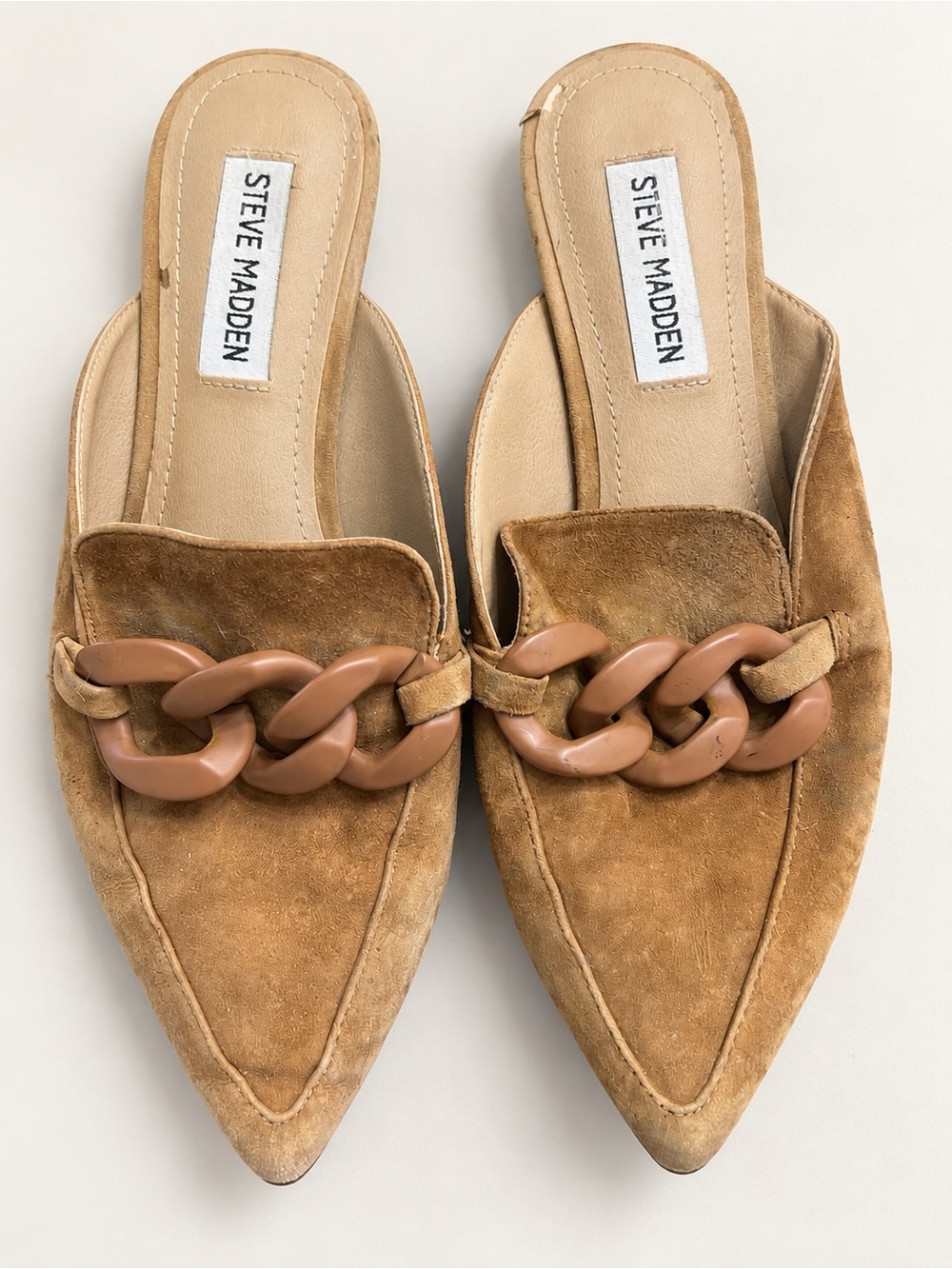 Steve Madden Tan Suede Pointed Mules with Chunky Chain